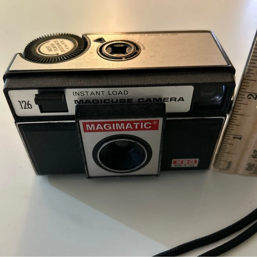 Magicube X-50 Instant Load Camera - Black